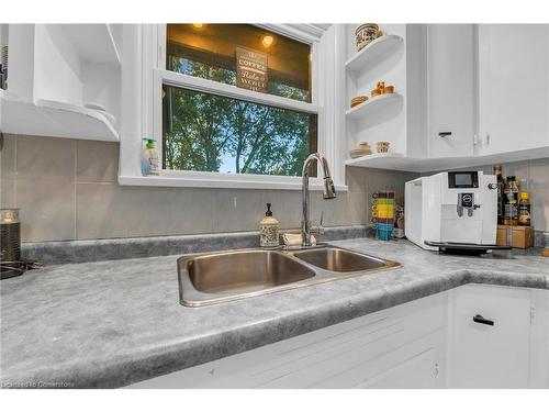 1269 Leighland Road, Burlington, ON - Indoor Photo Showing Kitchen With Double Sink