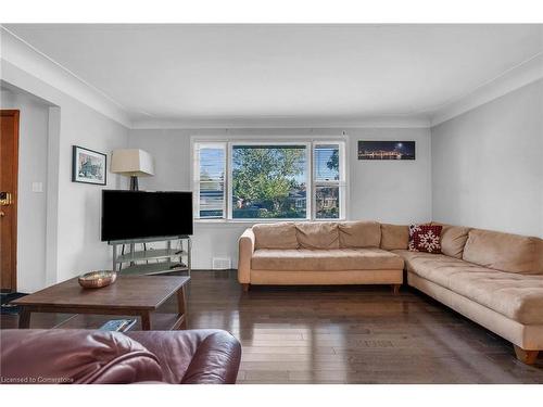 1269 Leighland Road, Burlington, ON - Indoor Photo Showing Living Room