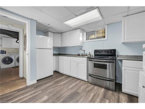 1269 Leighland Road, Burlington, ON - Indoor Photo Showing Kitchen