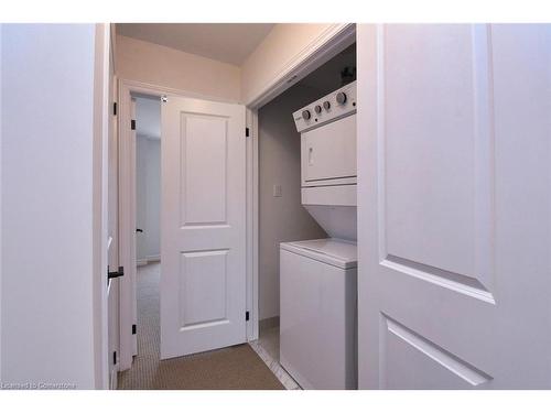 2-187 Wilson Street W, Ancaster, ON - Indoor Photo Showing Laundry Room