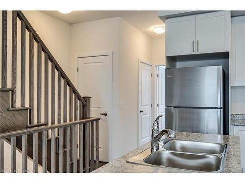 1-261 Skinner Road, Waterdown, ON - Indoor Photo Showing Kitchen With Double Sink