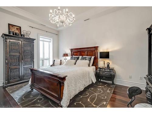 Ph1-445 Elizabeth Street, Burlington, ON - Indoor Photo Showing Bedroom