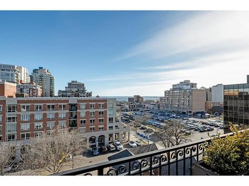 Ph1-445 Elizabeth Street, Burlington, ON - Outdoor With View