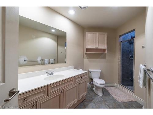 903-1477 Lakeshore Road, Burlington, ON - Indoor Photo Showing Bathroom