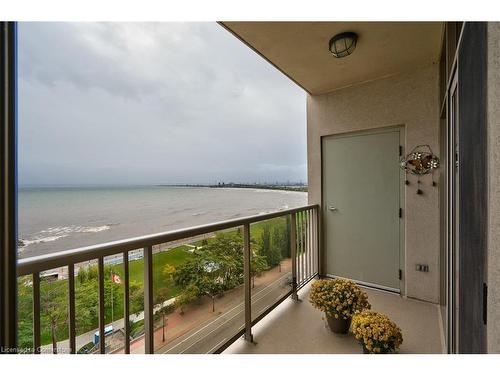 903-1477 Lakeshore Road, Burlington, ON - Outdoor With View With Exterior