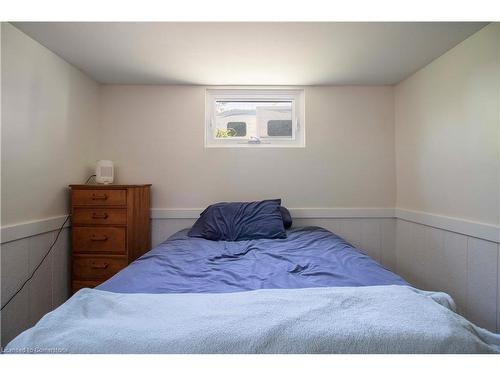 76 Talbot Street E, Jarvis, ON - Indoor Photo Showing Bedroom