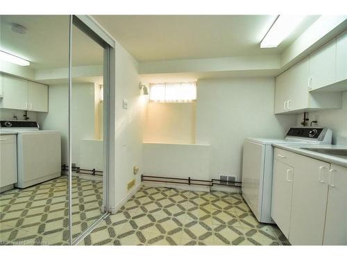 53 Martin Road, Hamilton, ON - Indoor Photo Showing Laundry Room