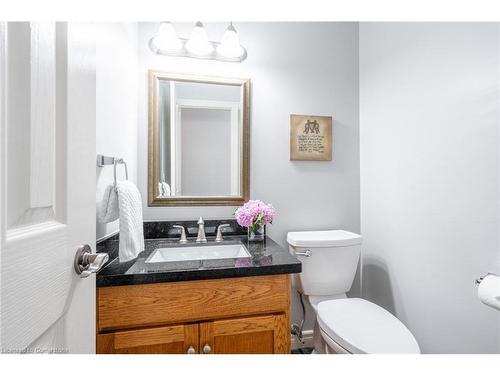 18 Westie Road, Brantford, ON - Indoor Photo Showing Bathroom