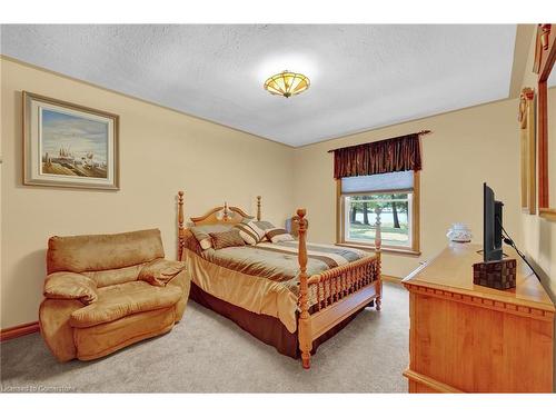 1816 Charlotteville West Quarter Line, Charlotteville, ON - Indoor Photo Showing Bedroom