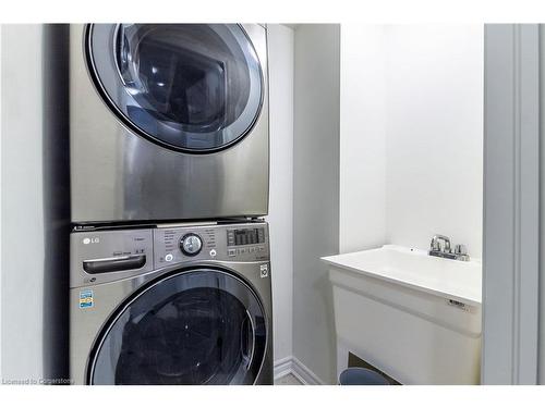 19-1125 Leger Way, Milton, ON - Indoor Photo Showing Laundry Room