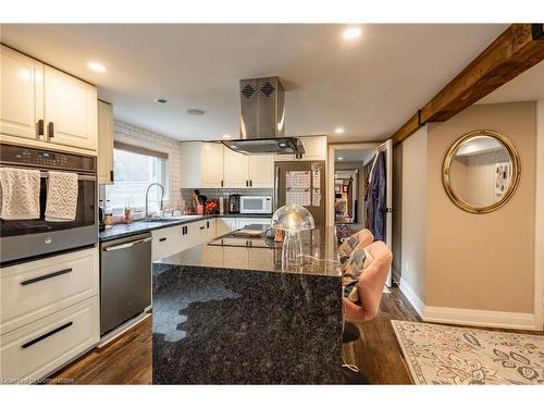 2338 Gillingham Drive, Burlington, ON - Indoor Photo Showing Kitchen