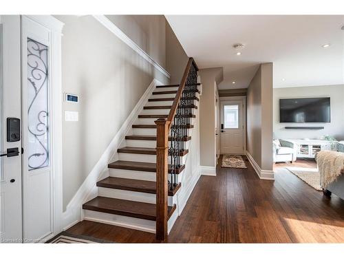 2338 Gillingham Drive, Burlington, ON - Indoor Photo Showing Other Room