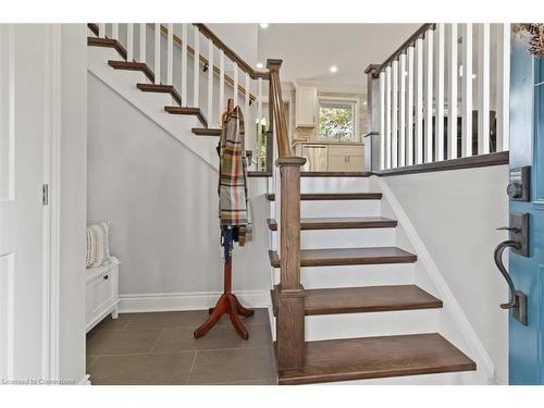 2 Carey Street, Waterdown, ON - Indoor Photo Showing Other Room