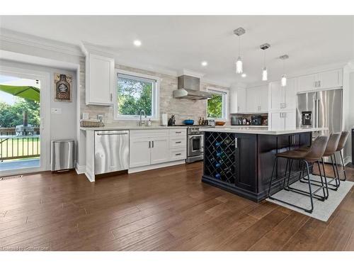 2 Carey Street, Waterdown, ON - Indoor Photo Showing Kitchen With Upgraded Kitchen