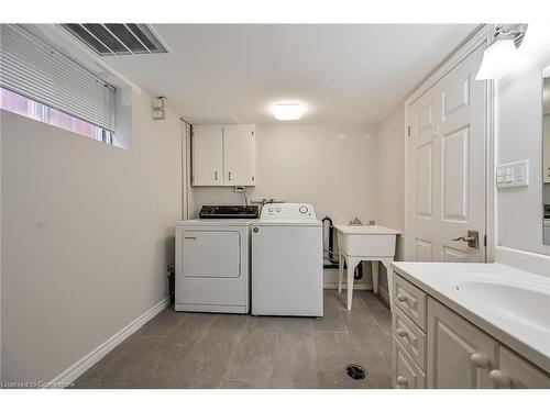 81 Summerlea Drive, Hamilton, ON - Indoor Photo Showing Laundry Room