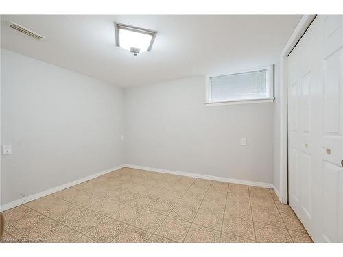 81 Summerlea Drive, Hamilton, ON - Indoor Photo Showing Other Room