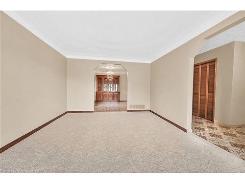 81 Summerlea Drive, Hamilton, ON - Indoor Photo Showing Other Room