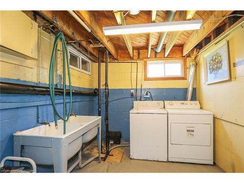 532 Ridge Road E, Grimsby, ON - Indoor Photo Showing Laundry Room