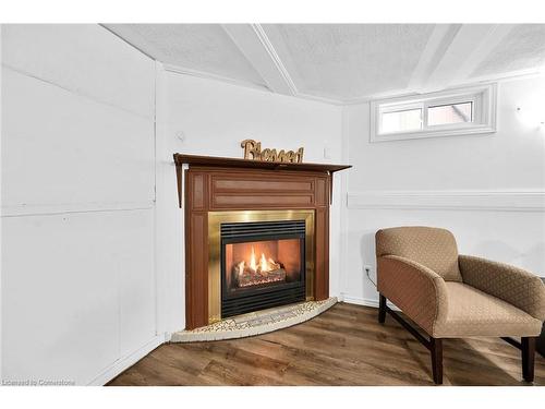 55 Wexford Avenue, London, ON - Indoor Photo Showing Living Room With Fireplace