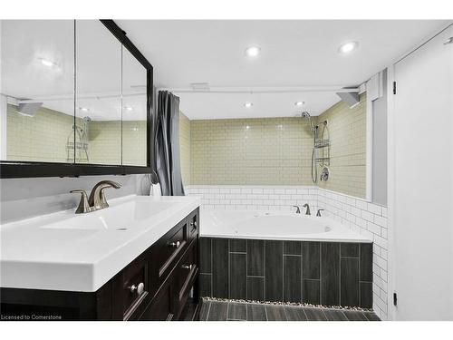 55 Wexford Avenue, London, ON - Indoor Photo Showing Bathroom