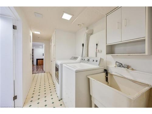 55 Wexford Avenue, London, ON - Indoor Photo Showing Laundry Room