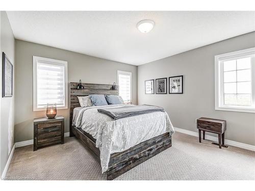 72 Keith Crescent, Niagara-On-The-Lake, ON - Indoor Photo Showing Bedroom