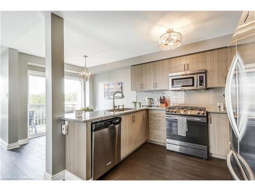 72 Keith Crescent, Niagara-On-The-Lake, ON - Indoor Photo Showing Kitchen