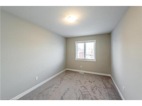 19 Genoa Drive, Hamilton, ON - Indoor Photo Showing Other Room