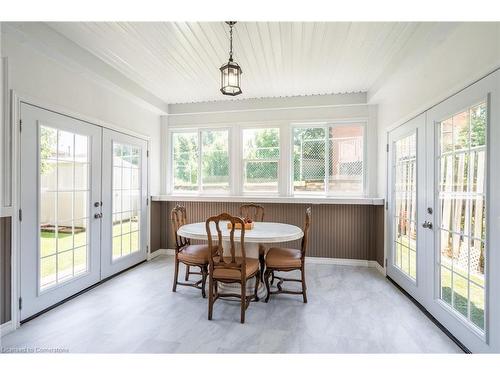 334 Greencedar Drive, Hamilton, ON - Indoor Photo Showing Dining Room