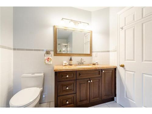 334 Greencedar Drive, Hamilton, ON - Indoor Photo Showing Bathroom