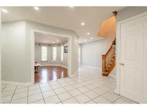 334 Greencedar Drive, Hamilton, ON - Indoor Photo Showing Other Room