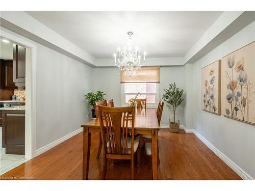 334 Greencedar Drive, Hamilton, ON - Indoor Photo Showing Dining Room