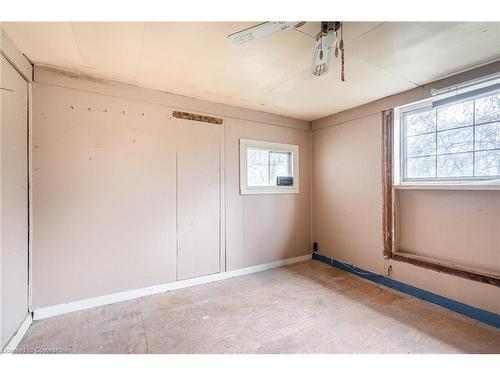 7203 Canborough Road, Dunnville, ON - Indoor Photo Showing Other Room