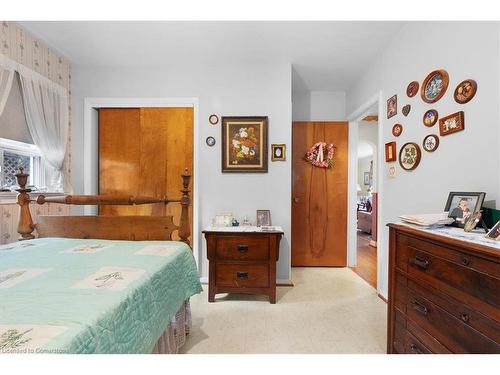 551 Evans Road, Hamilton, ON - Indoor Photo Showing Bedroom