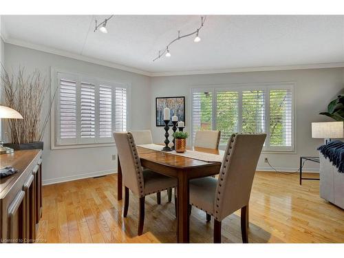 23-2120 Headon Road, Burlington, ON - Indoor Photo Showing Dining Room