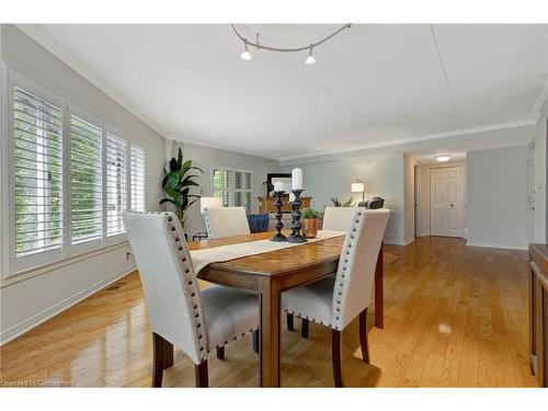 23-2120 Headon Road, Burlington, ON - Indoor Photo Showing Dining Room