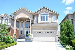 59 Onyx Court  Hamilton, ON L8W 4A3