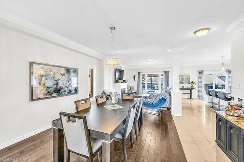 59 Onyx Court, Hamilton, ON - Indoor Photo Showing Dining Room