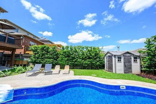 59 Onyx Court, Hamilton, ON - Outdoor With In Ground Pool With Backyard