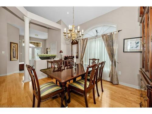 15-2282 Turnberry Road, Burlington, ON - Indoor Photo Showing Dining Room