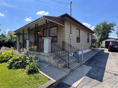 826 Mohawk Road E, Hamilton, ON - Outdoor