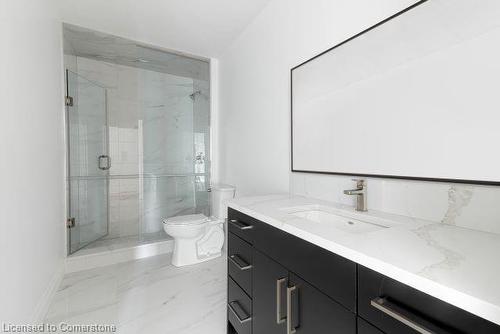 204-500 Brock Avenue, Burlington, ON - Indoor Photo Showing Bathroom