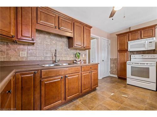 89 Belview Avenue, Hamilton, ON - Indoor Photo Showing Kitchen With Double Sink