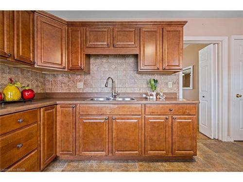 89 Belview Avenue, Hamilton, ON - Indoor Photo Showing Kitchen With Double Sink