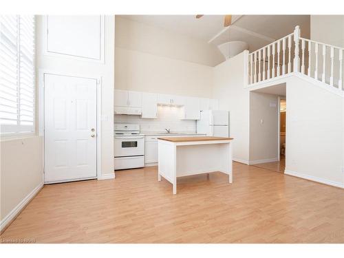 102-111 Grey Street, Brantford, ON - Indoor Photo Showing Kitchen