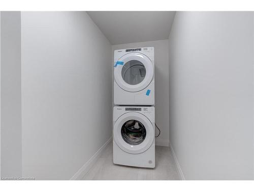 2005-500 Brock Avenue, Burlington, ON - Indoor Photo Showing Laundry Room