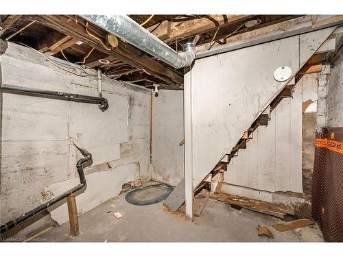 13 Hampstead Place, St. Catharines, ON - Indoor Photo Showing Basement