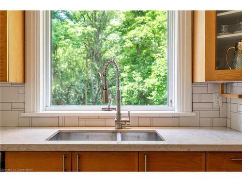 774 Old Dundas Road, Ancaster, ON - Indoor Photo Showing Kitchen With Double Sink