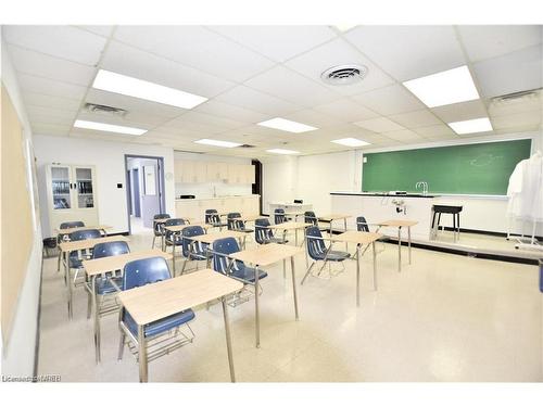 55 Dickson Street, Cambridge, ON 