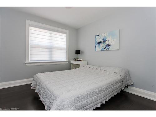 36 Cumberland Drive, Mississauga, ON - Indoor Photo Showing Bedroom